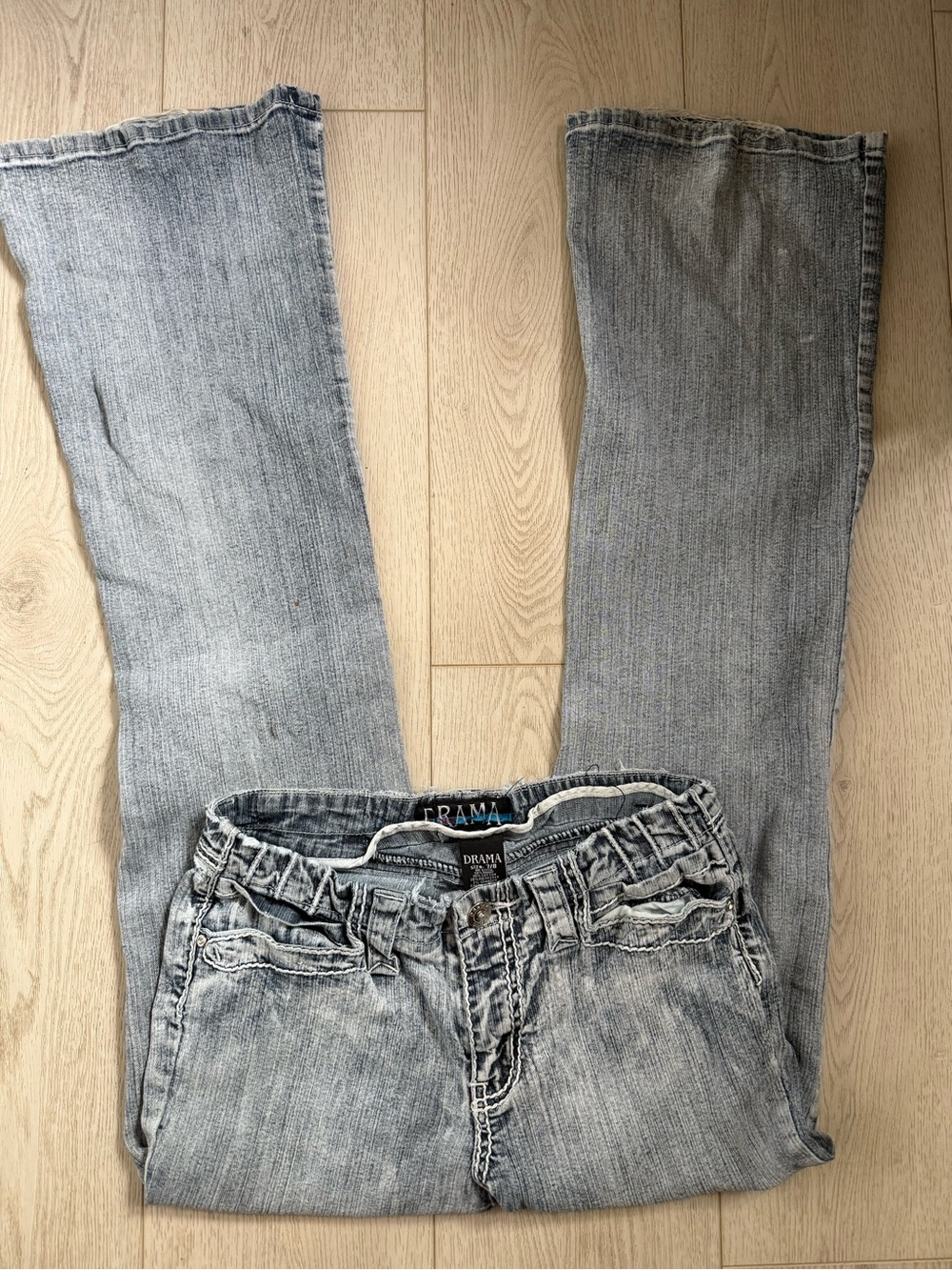 Low rise women’s jeans